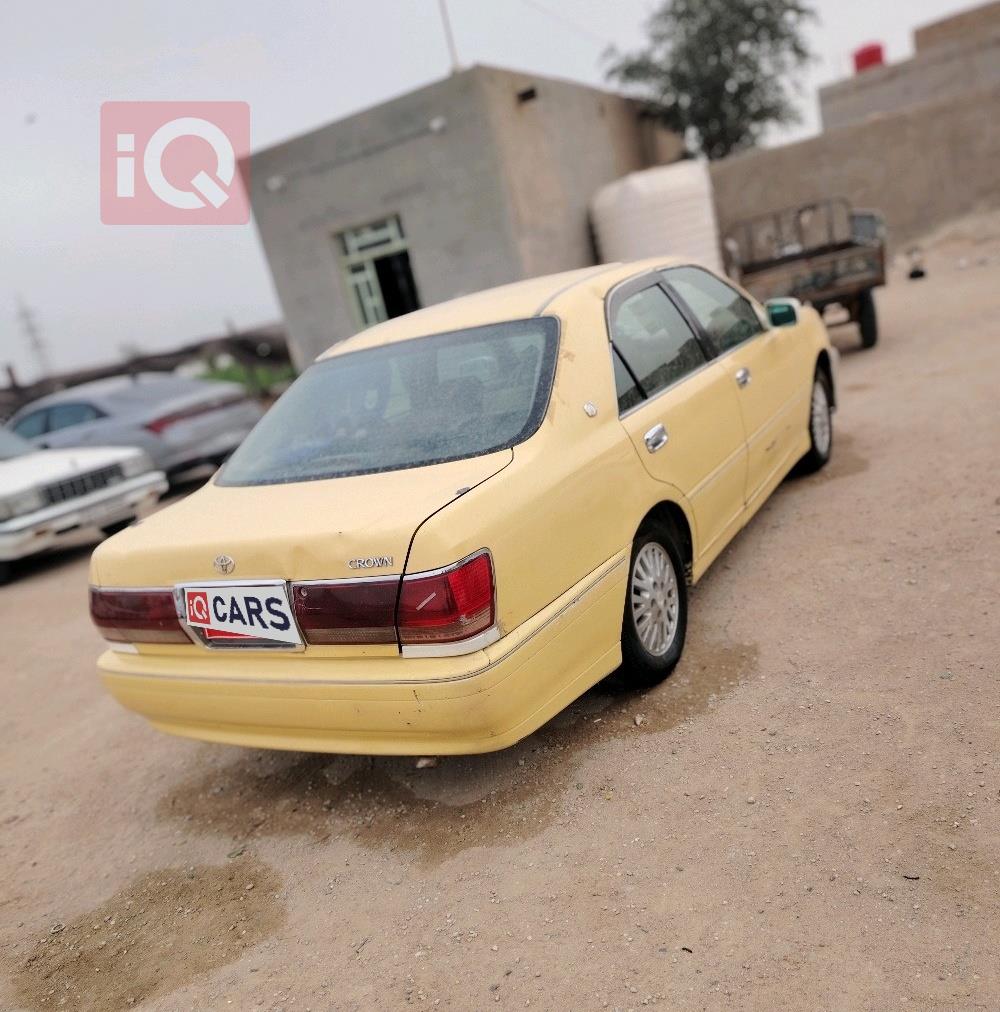 تويوتا كراون